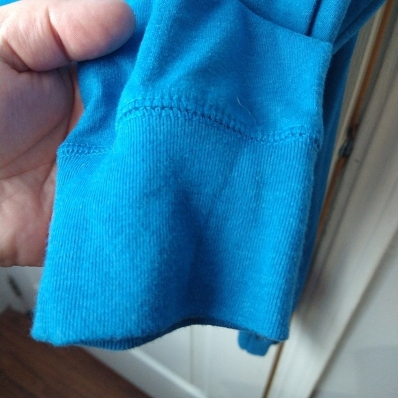 $ St. John's bay teal front pocket side snap sweatshirt. Size PXL - Picture 7 of 11